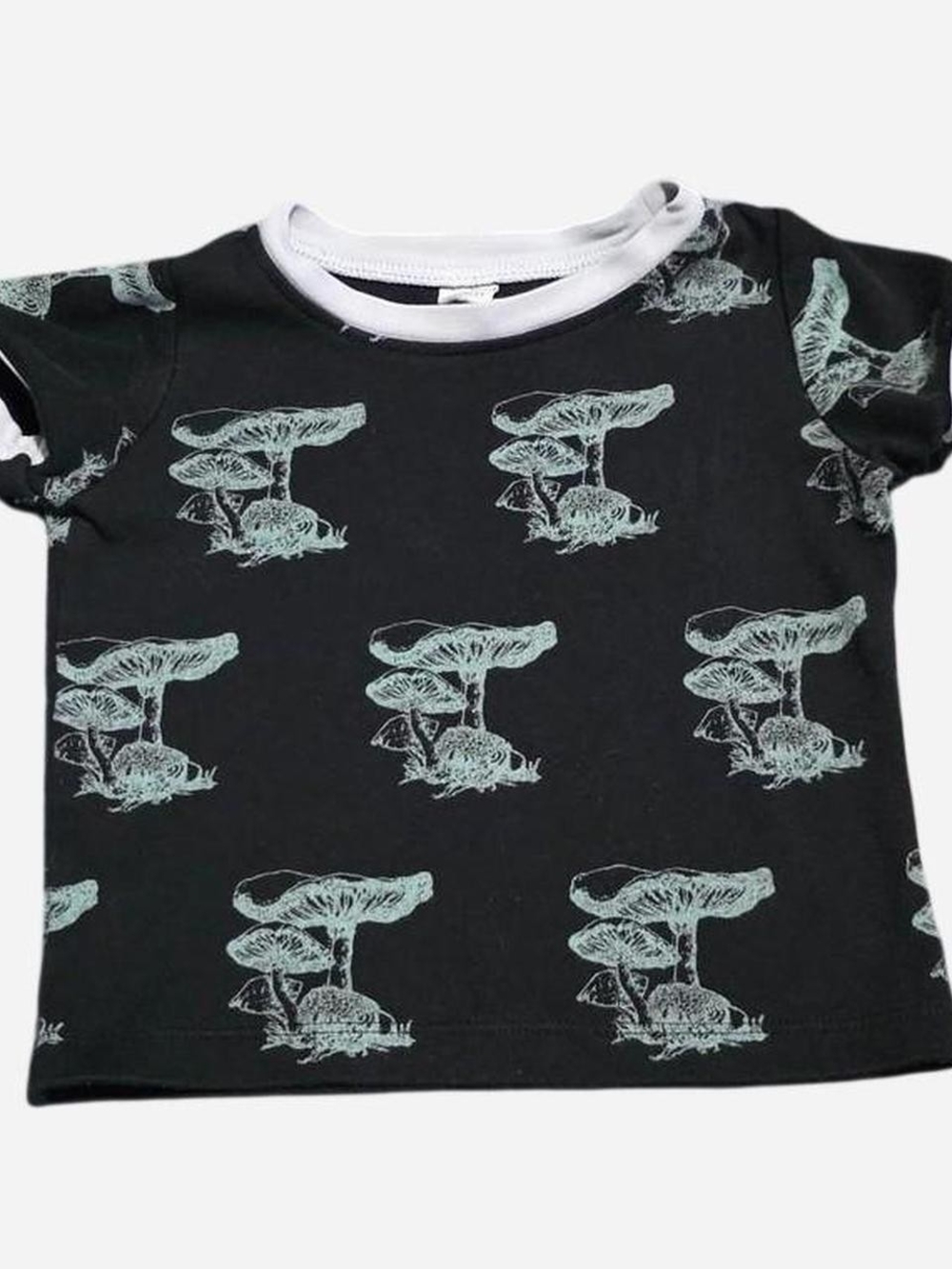 kate quinn Black Tee with Mint Mushroom Print